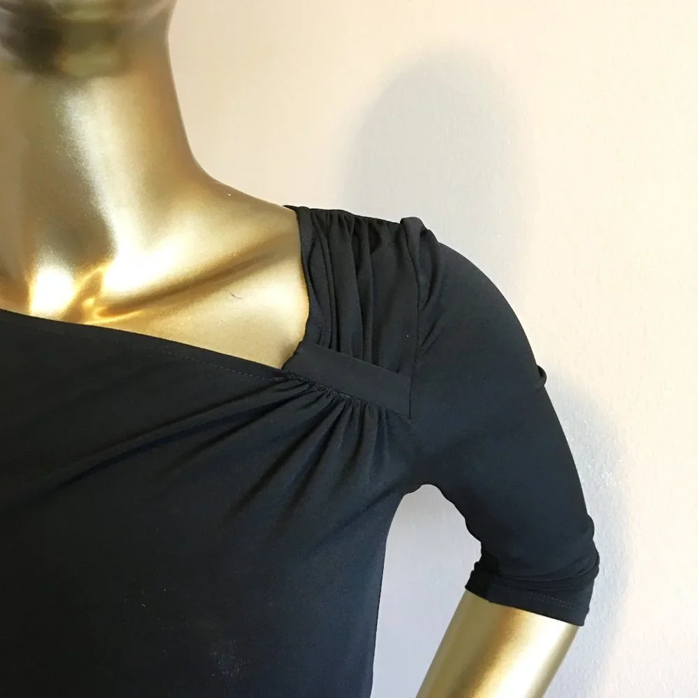 𝗪𝗛𝗜𝗧𝗘 𝗛𝗢𝗨𝗦𝗘 | 𝗕𝗟𝗔𝗖𝗞 𝗠𝗔𝗥𝗞𝗘𝗧 3/4 Sleeve Body Con Dress - Picture 4 of 10